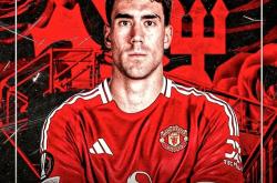 开云官方app入口-波兰横扫曼联，弗拉霍维奇高光表现