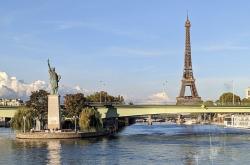 开云平台-巴黎完胜美国，佩德里刷新纪录