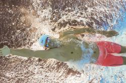 开云体育在线-北非雄鹰鏖战告捷，迪巴拉关键一击定江山，阿尔及利亚力克马里挺进下一轮