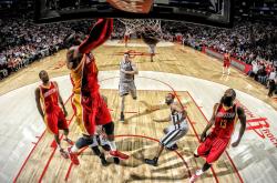 开云体育入口-广厦对阵山西，欧文压力下的爆发，一场关于证明的战役