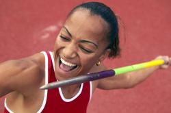 开云体育直播-王皓孤星闪耀，瑞典队战术完胜背后的中国足球启示录