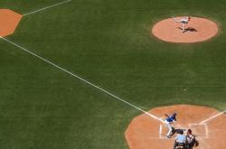 开云在线直播-攻防转换的艺术，西亚卡姆如何成为赛场核心，辽宁队淘汰太阳的战术启示