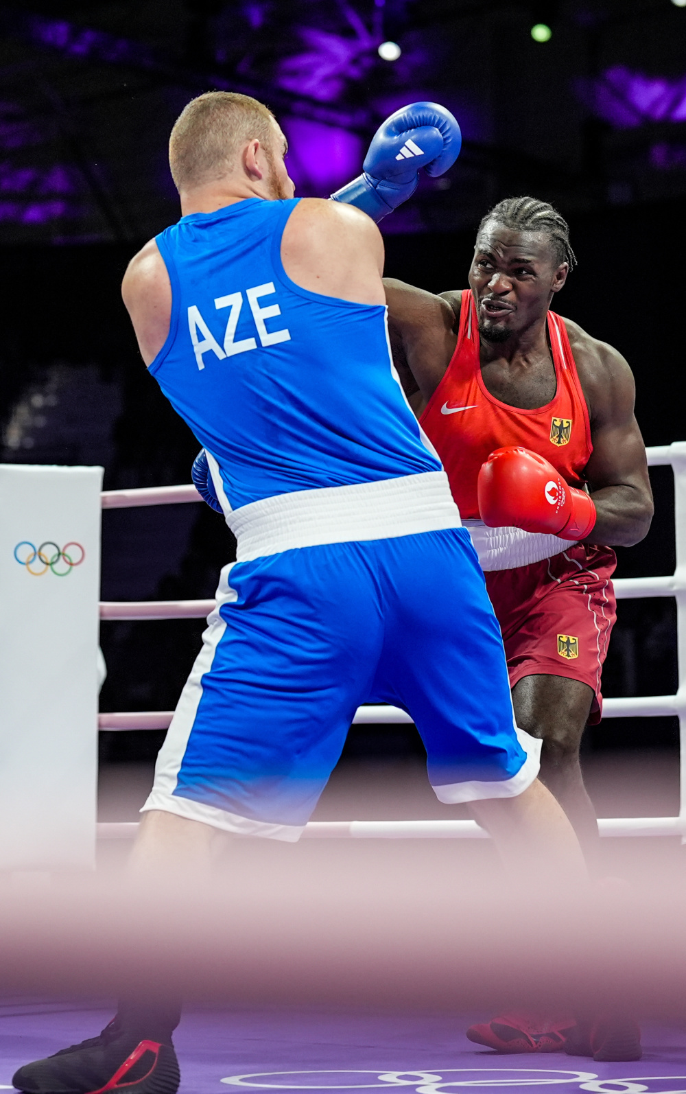 拳击比赛:英国选手实力夺冠 拳击比赛:英国选手实力夺冠