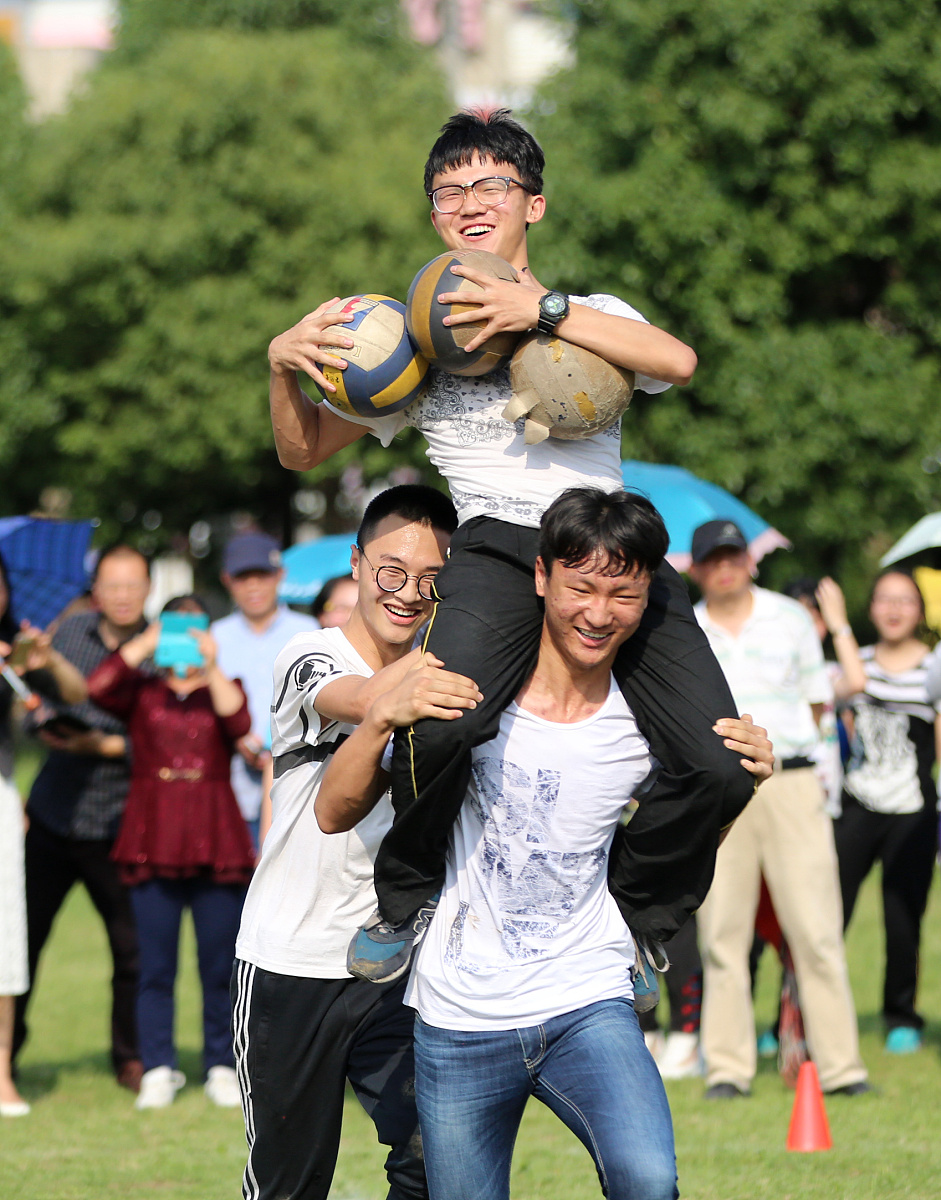 关于团体赛事激动人心，精彩瞬间无数的信息