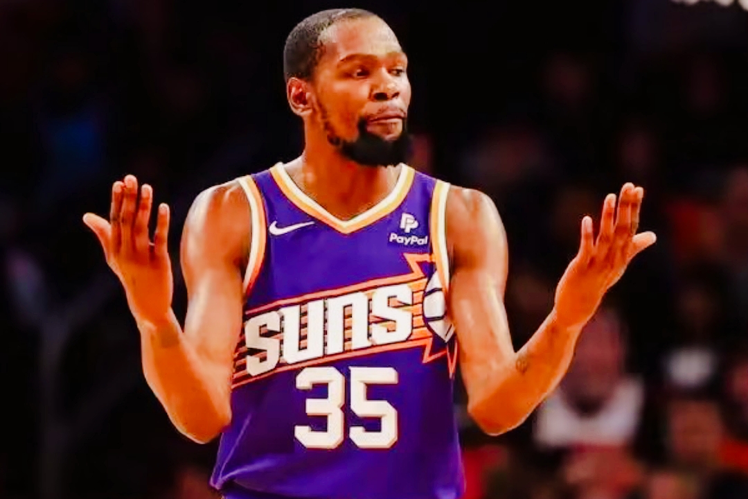 关于小组赛激战连连，角逐冠军之路的信息