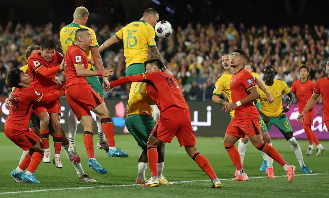 关于斯帕尔斯客场大胜雷吉亚纳，客场表现亮眼的信息