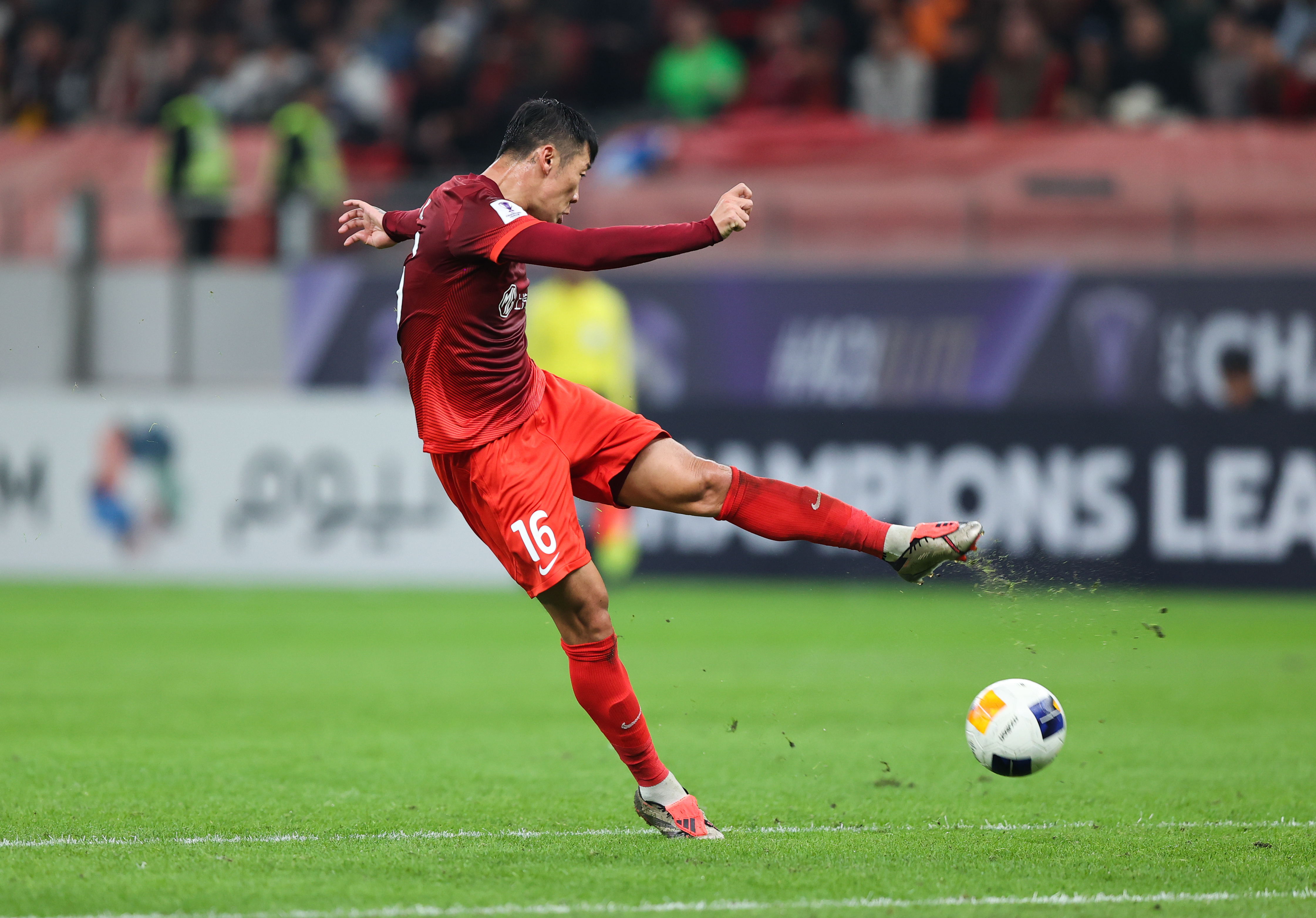 热门球队名将闪耀，引爆赛场热情的简单介绍