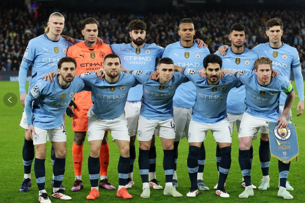 曼城大比分取胜,领先晋级欧冠半决赛 曼城大比分取胜,领先晋级欧冠半决赛