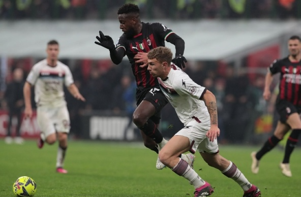 关于AC米兰焦虑抢分赛，球队状态瞬息万变的信息