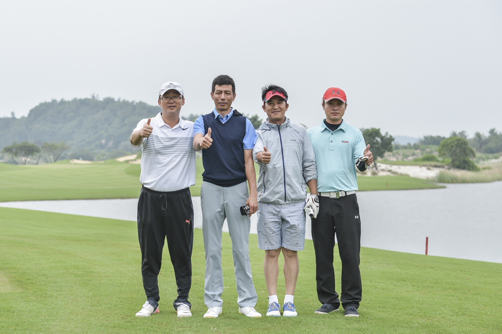 俄超联赛朝野球迷共庆,全民支持当地俱乐部的简单介绍 俄超联赛朝野球迷共庆,全民支持当地俱乐部的简单介绍