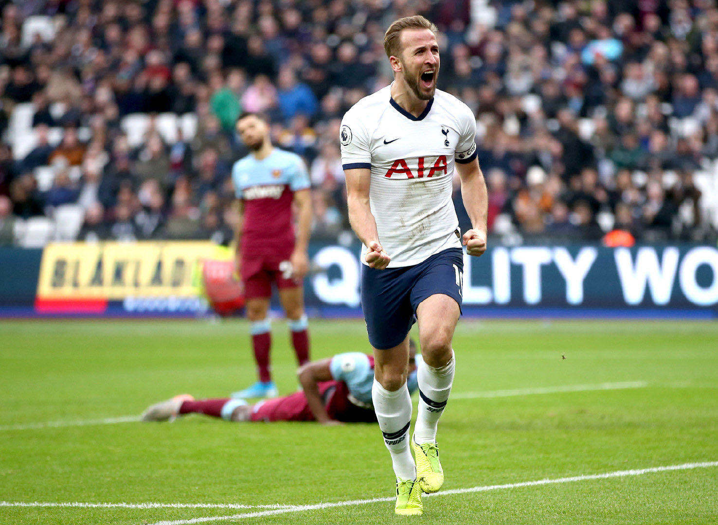 关于热刺客场战平，争四形势严峻的信息