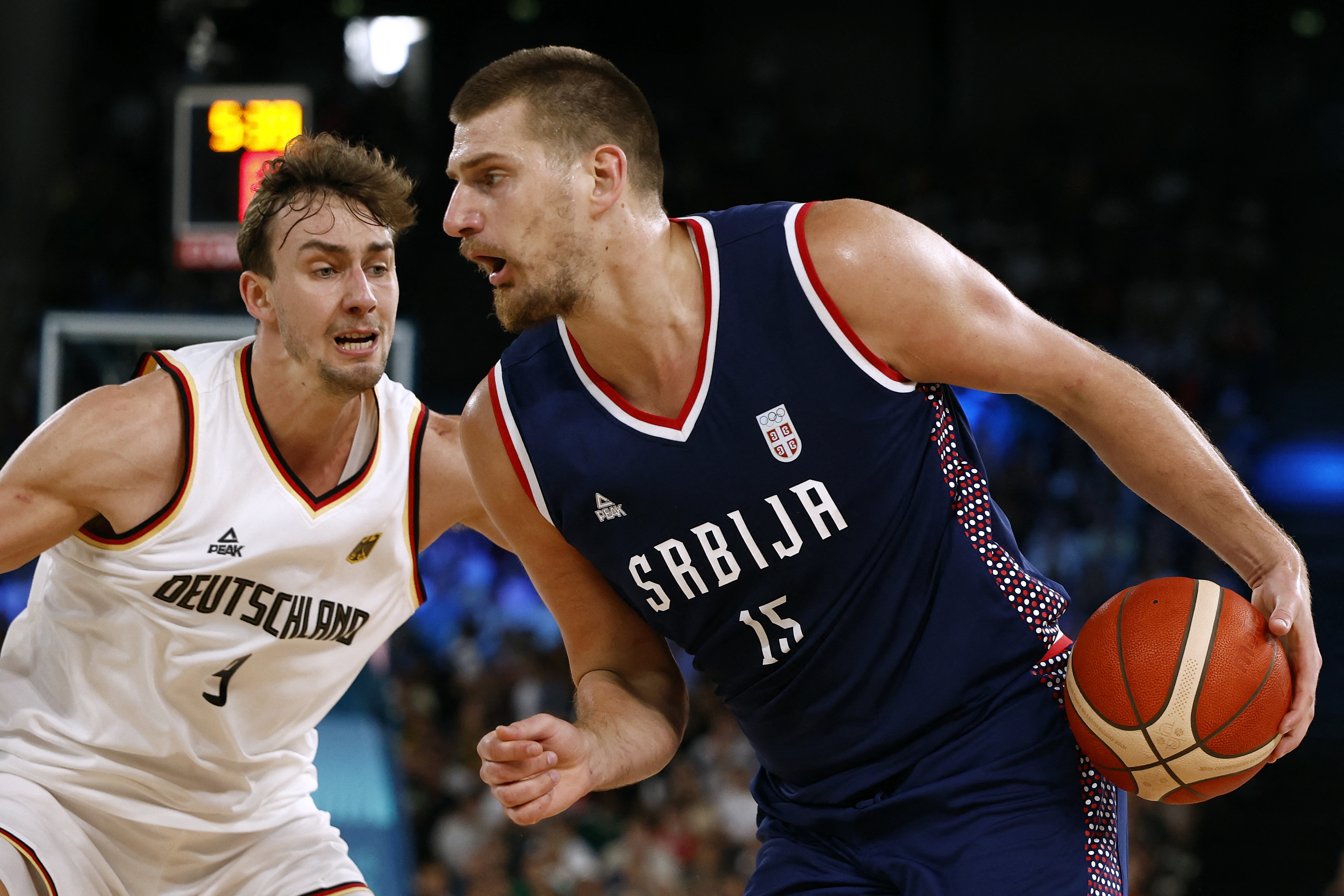 关于德国男篮力克西班牙男篮,哈里斯三分雨点燃全场的信息 关于德国男篮力克西班牙男篮,哈里斯三分雨点燃全场的信息