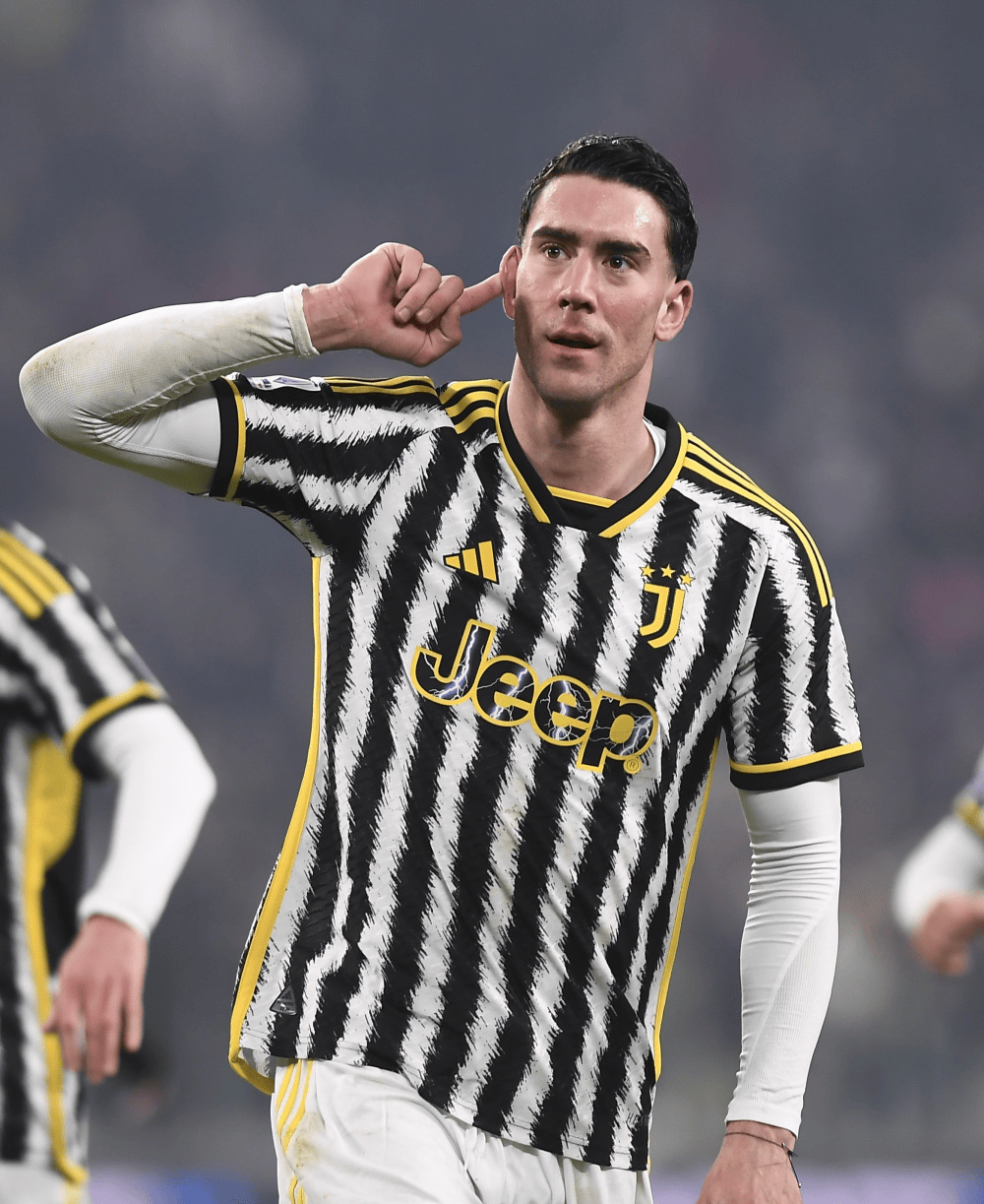 关于冲冠路上，尤文图斯再次告负遭遇困境的信息