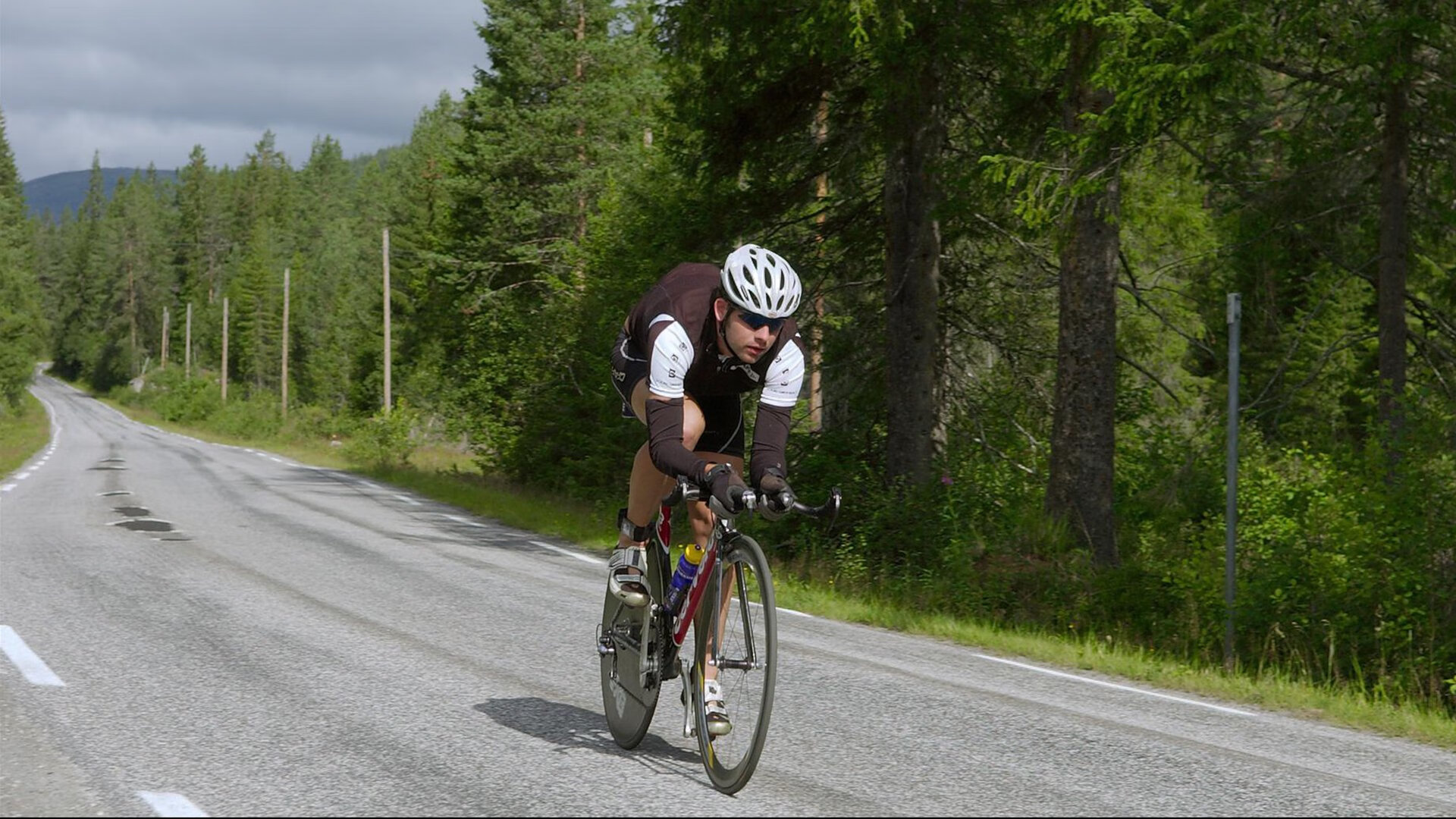 北非德比见证历史性转折,楚阿梅尼光芒四射,马里正面击溃摩洛哥晋级之路
