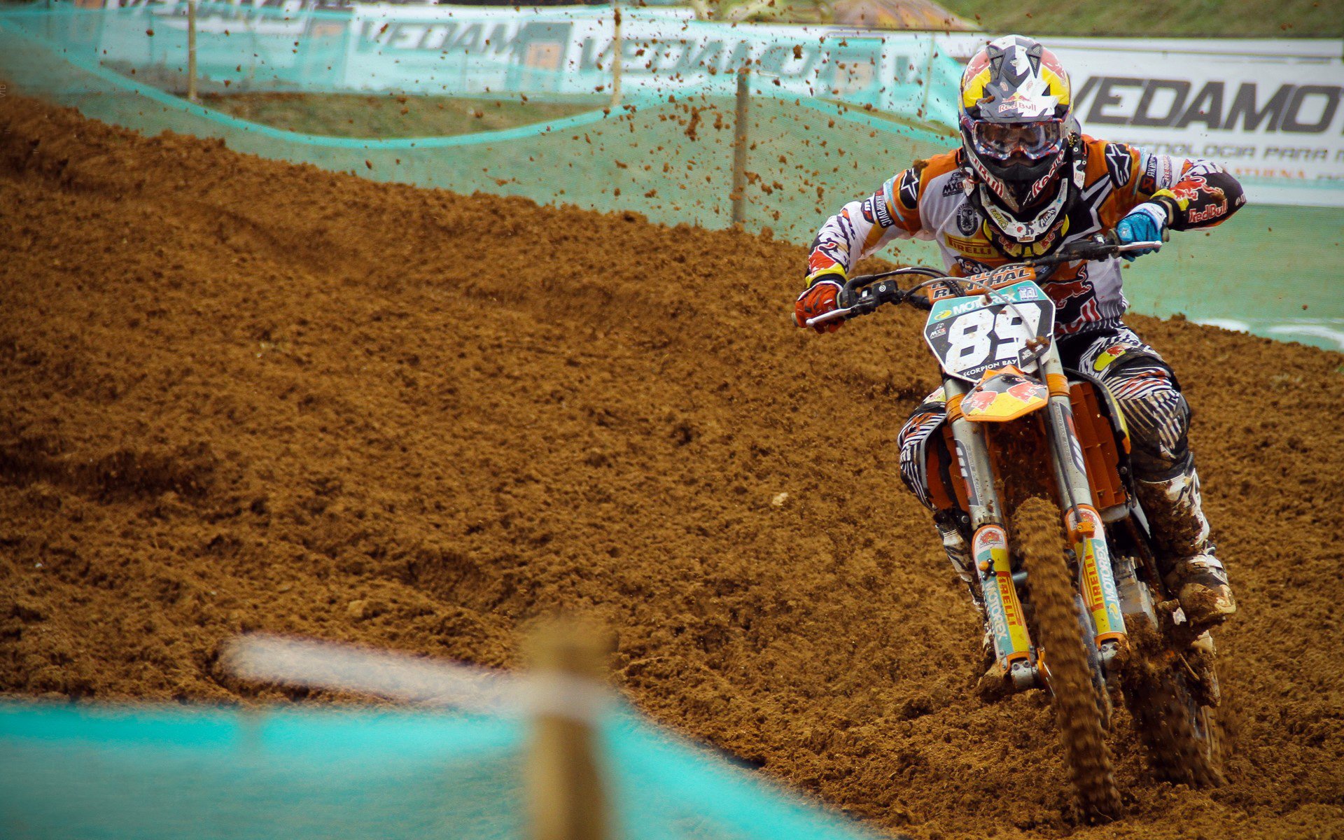 李刚仁爆发改写亚洲足球叙事,洪都拉斯带走乌拉圭背后的战术革命