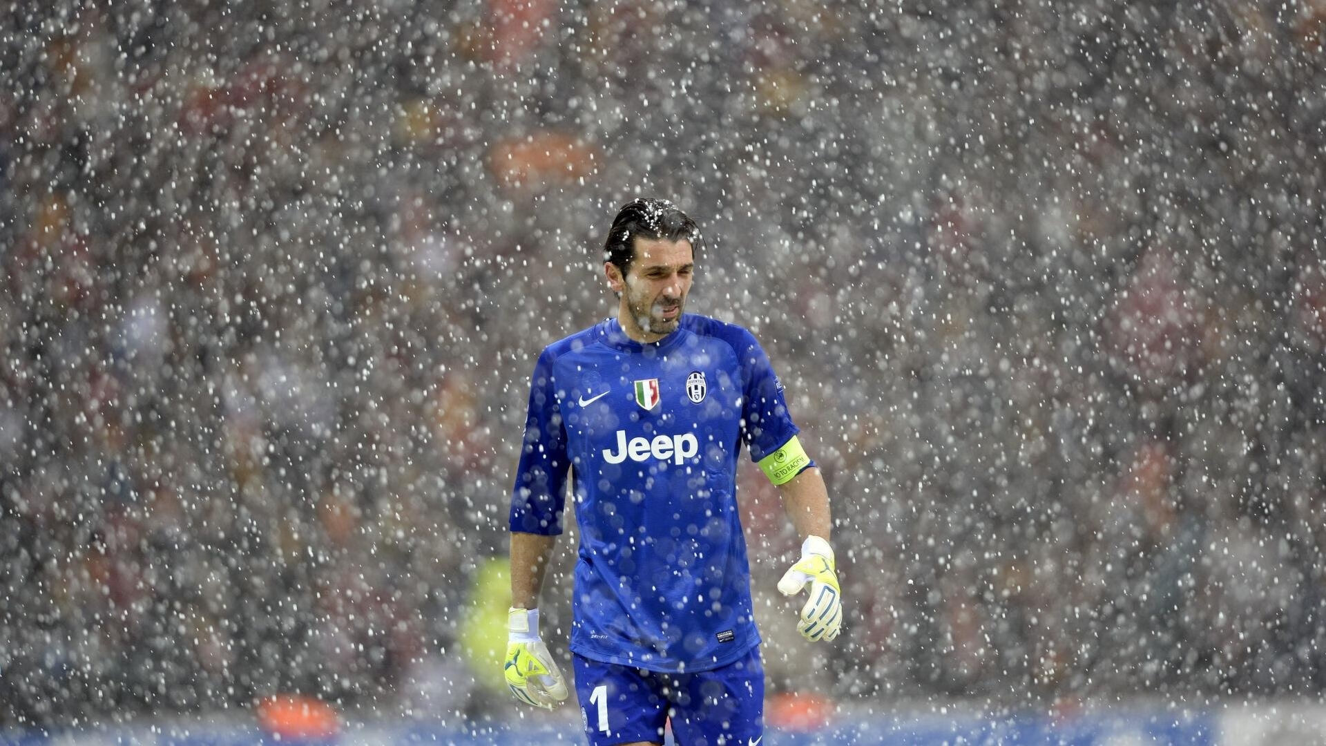 绿茵场上的东方武士，久保建英关键时刻一锤定音，爱尔兰对阵韩国上演逆转传奇